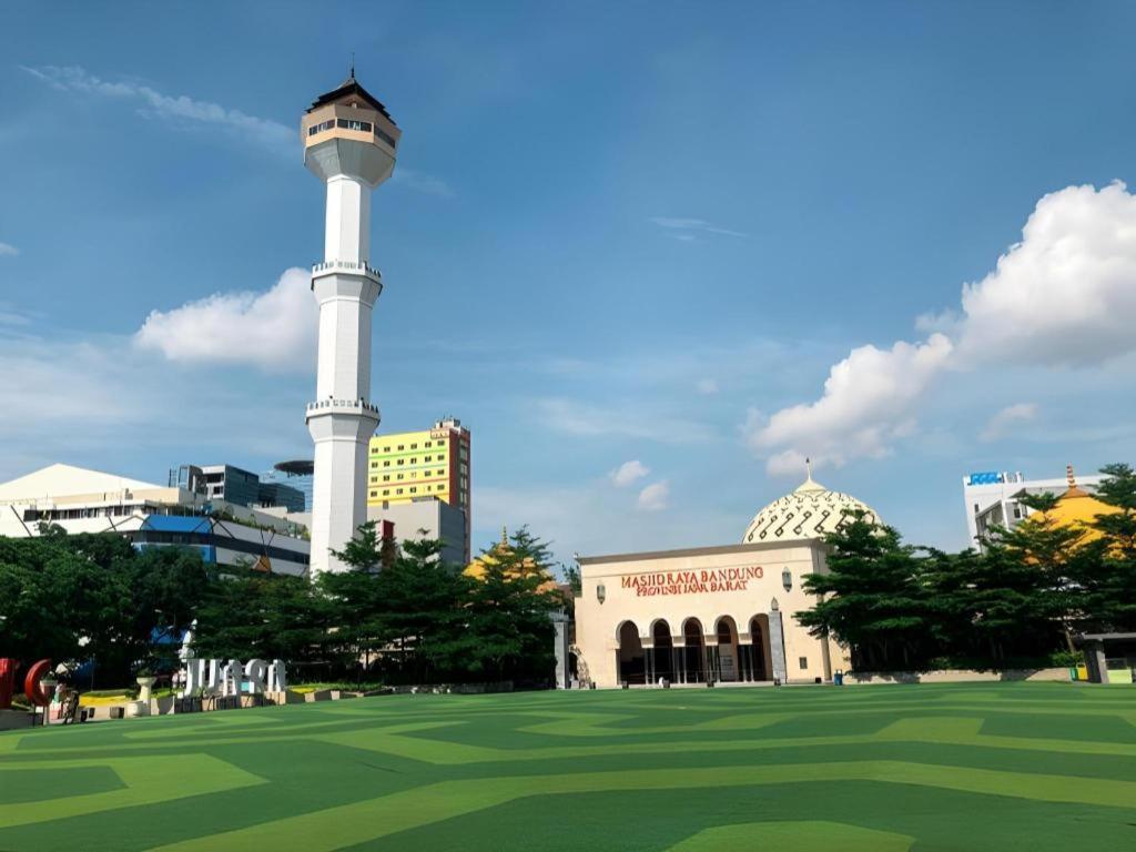 Indies Hotel Bandung Eksteriør bilde