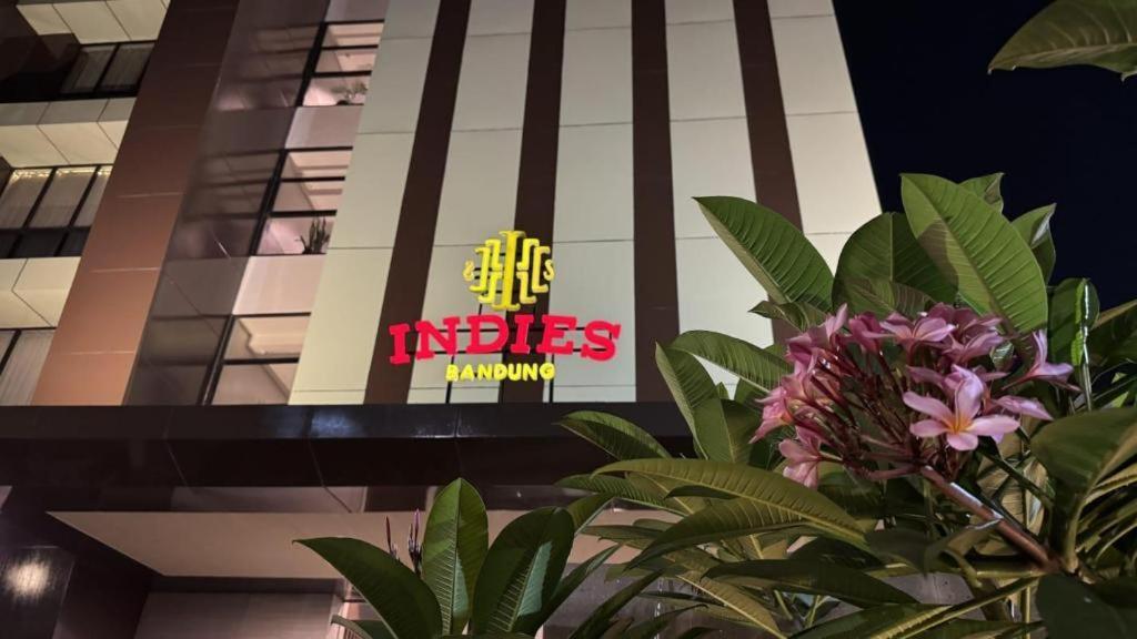 Indies Hotel Bandung Eksteriør bilde