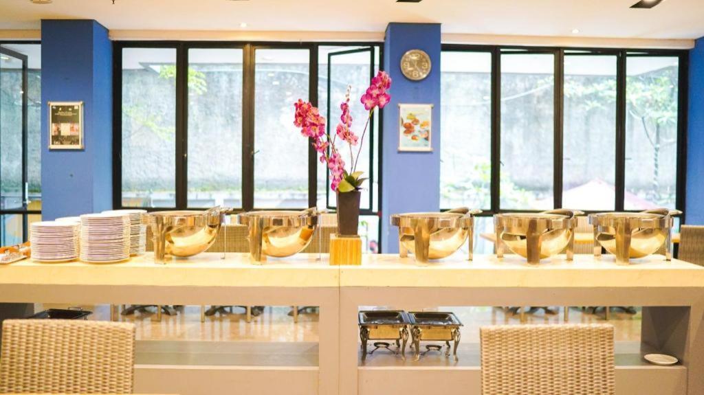 Indies Hotel Bandung Eksteriør bilde