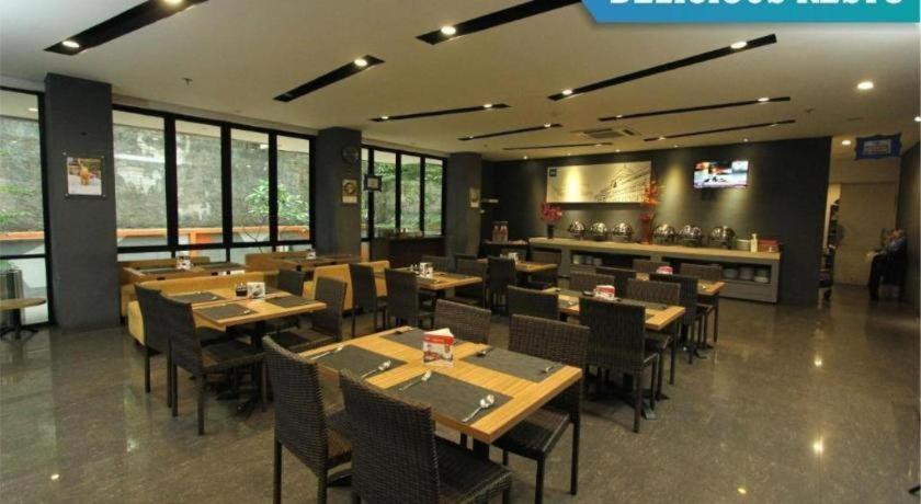 Indies Hotel Bandung Eksteriør bilde