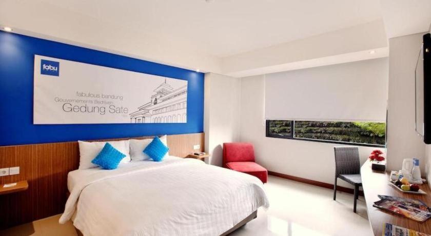 Indies Hotel Bandung Eksteriør bilde
