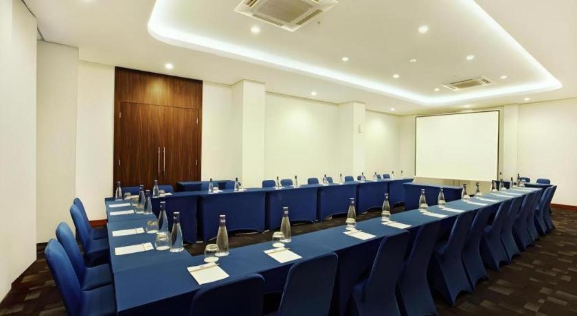 Indies Hotel Bandung Eksteriør bilde